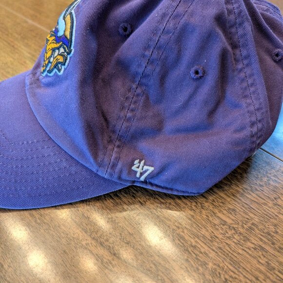Minnesota Vikings Hat - Picture 2 of 2